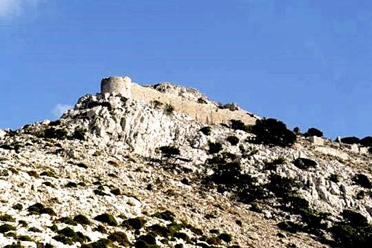 Apaliros Castle - Greek Castles