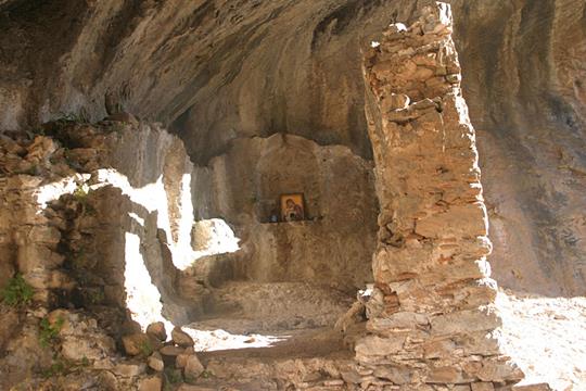 The chappel in a cave en route to the castle