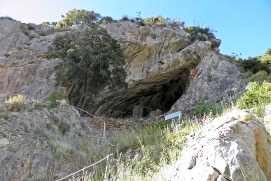 The cave of the chappel