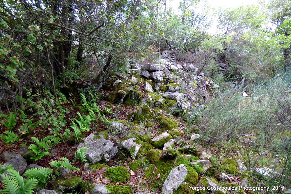 scattered ruins on the hill-photo by Y.Costopoulos, 2019