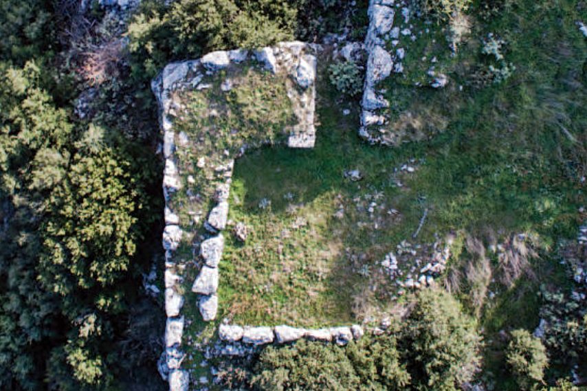 pics/kastritsa8-pyli3b.jpg gate III - aerial view