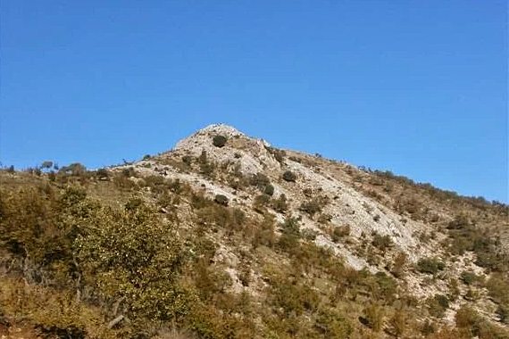 pics/kimmeria-hill.jpg the hill of the castle