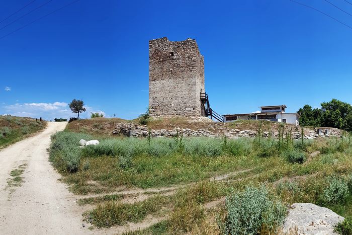 pics/krouna-kavada1.jpg Nikos Kavadas-May 2018