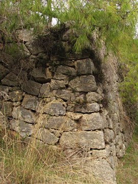 pics/oneia-bastion.jpg bastion at the Marista fort
