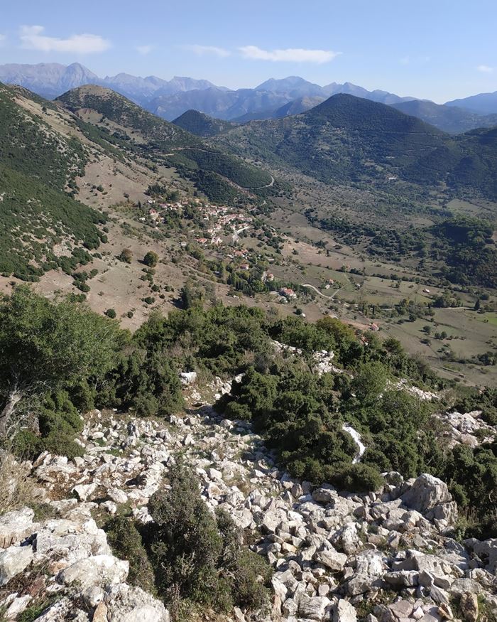 pics/pefko12.jpg view to Pefko, Sakis Lemonakis, Nov 2019