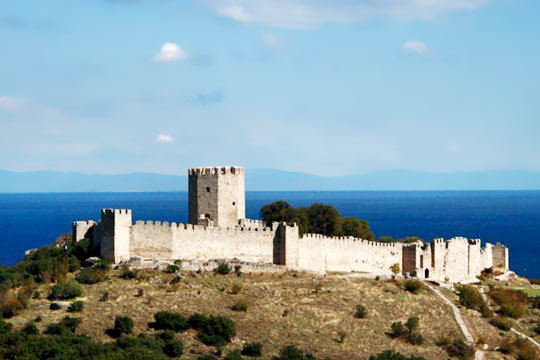 Αποτέλεσμα εικόνας για καστρο πλαταμωνα