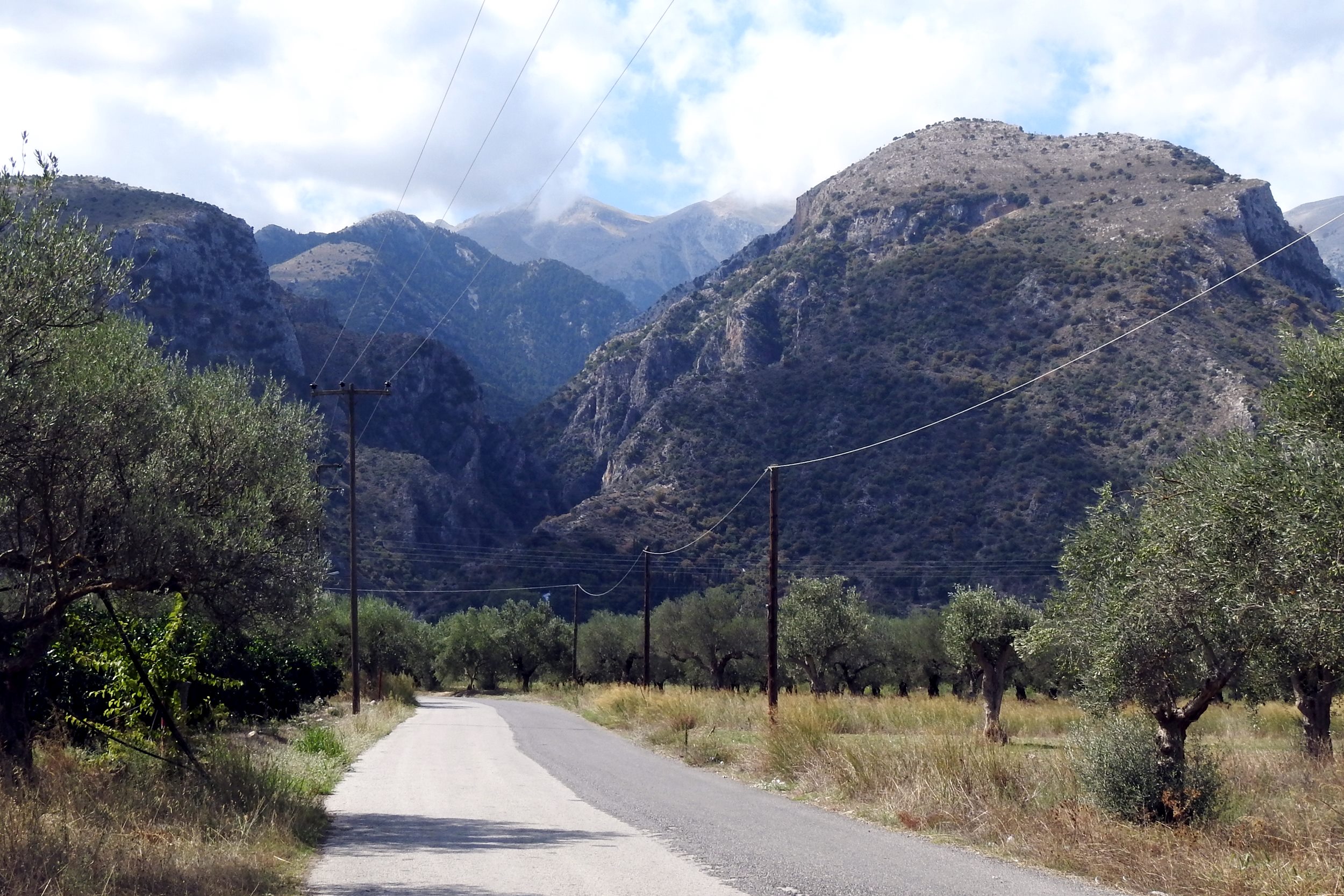 the road to Kalyvia Sochas Sep 2020