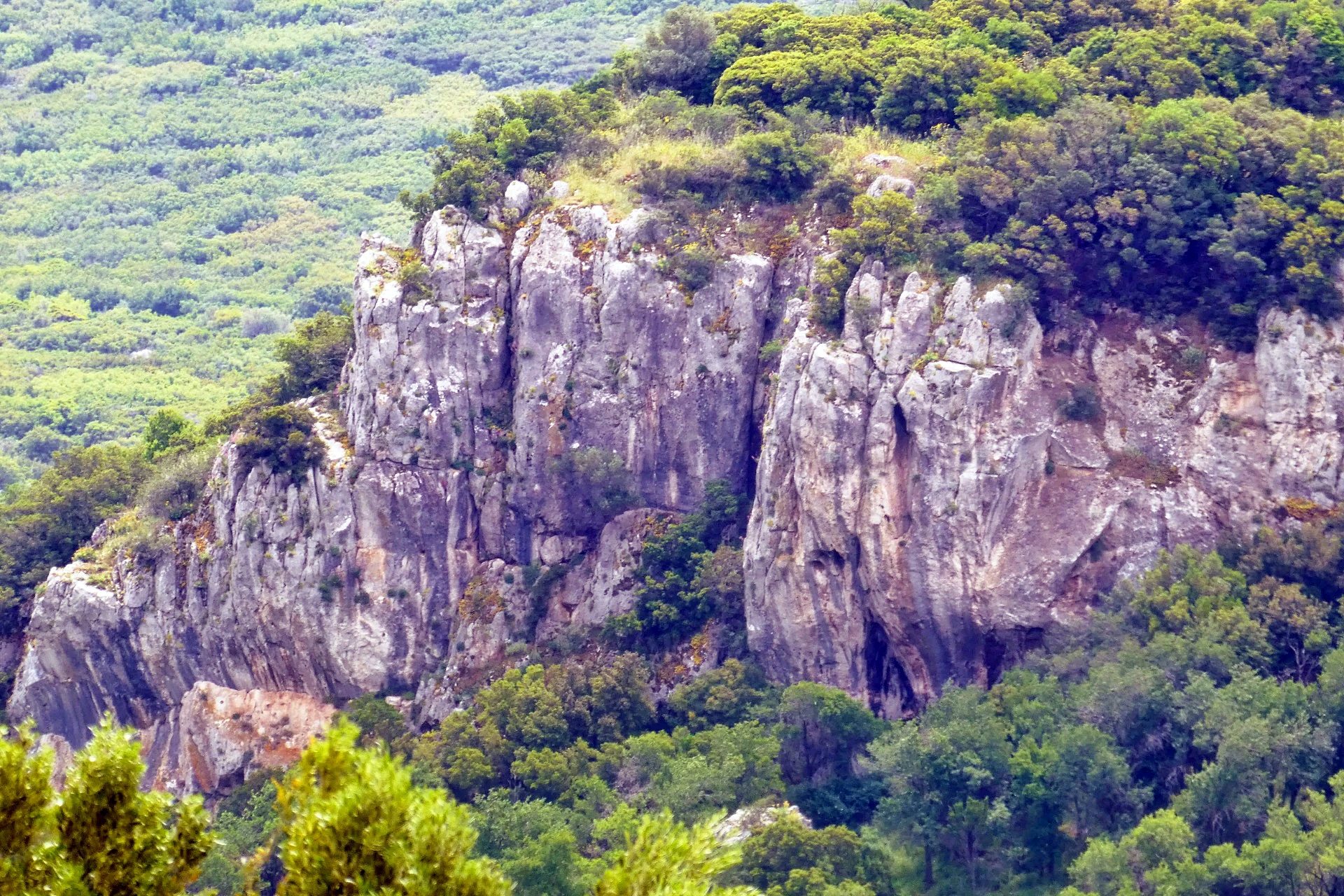 pics/steiri4.jpg the northeastern rocks