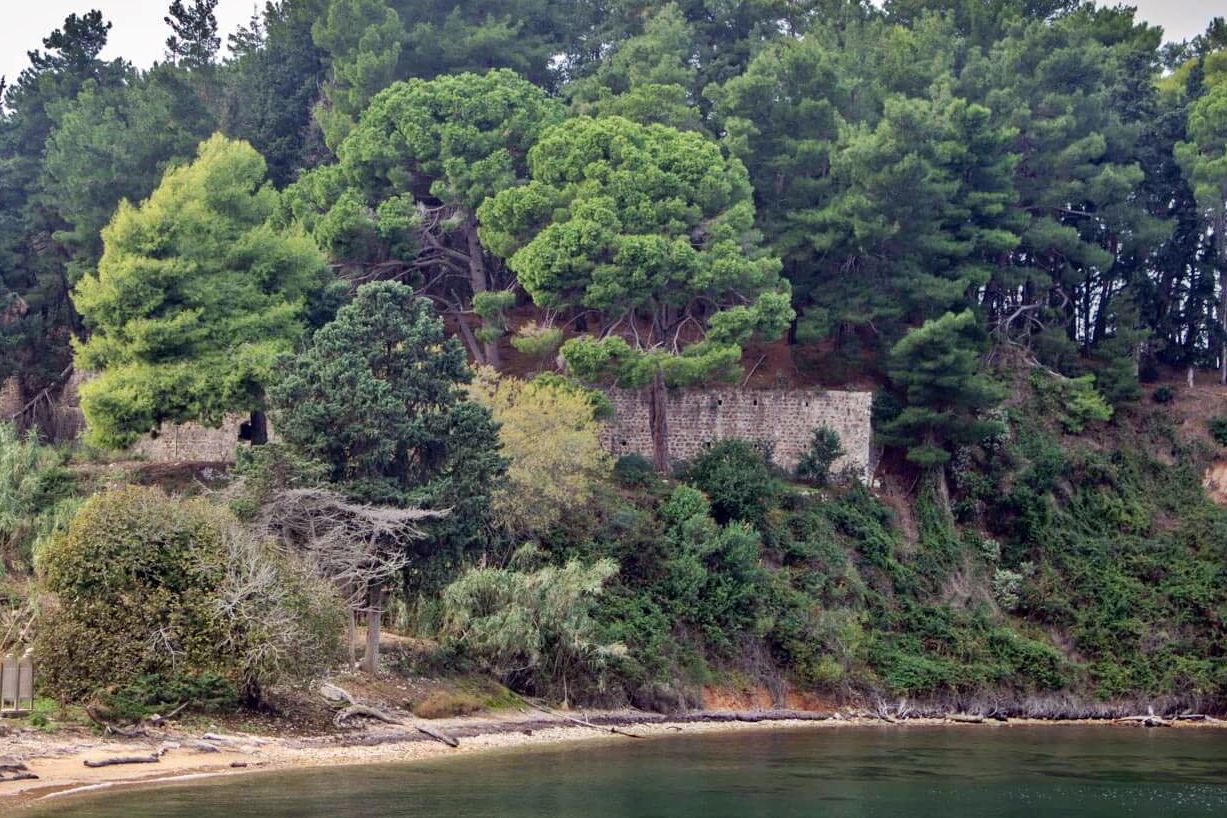 seaside wall of the Schulenburg fort