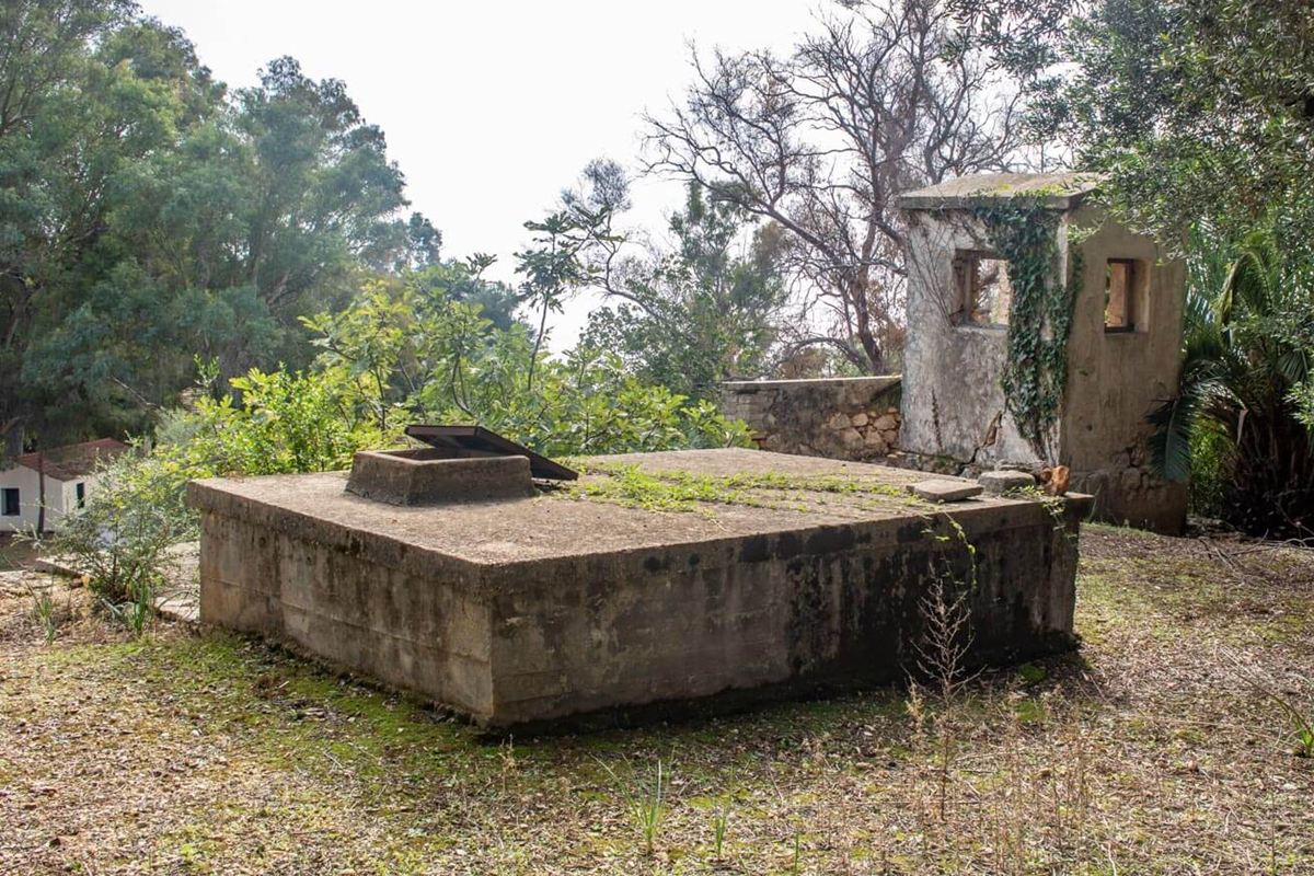 cistern of the Wellington fort (still in use)