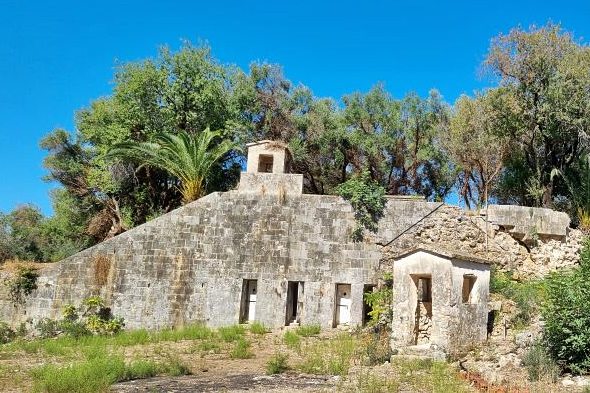 survived part of the Wellington fort  that was converted to prison